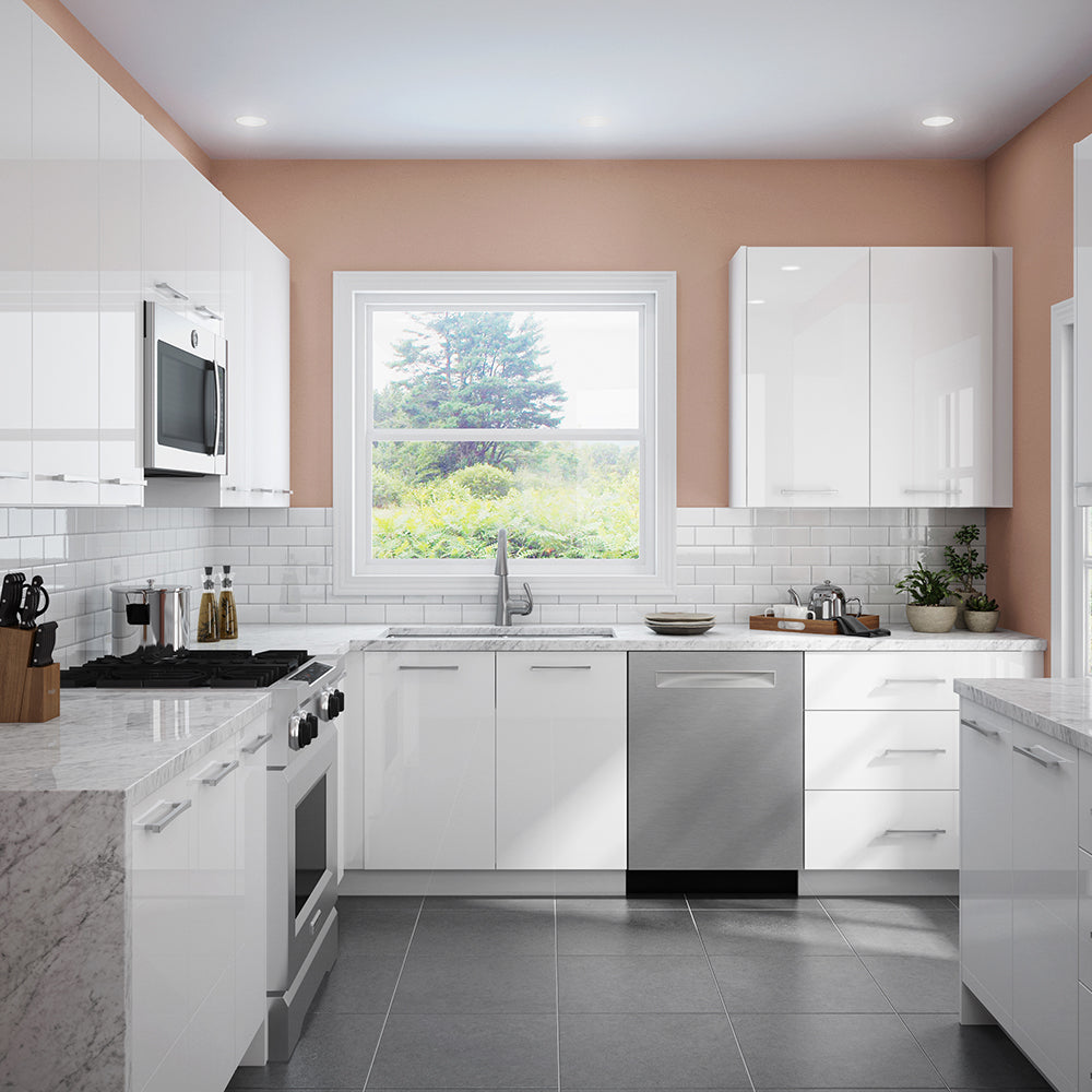 High-Gloss Cabinets: The Trend Defining 2025 Kitchens